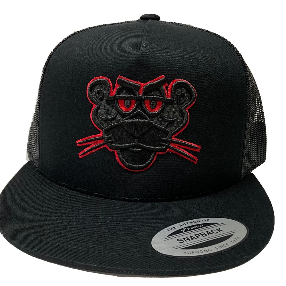 La pantera bélica black red hat black mesh